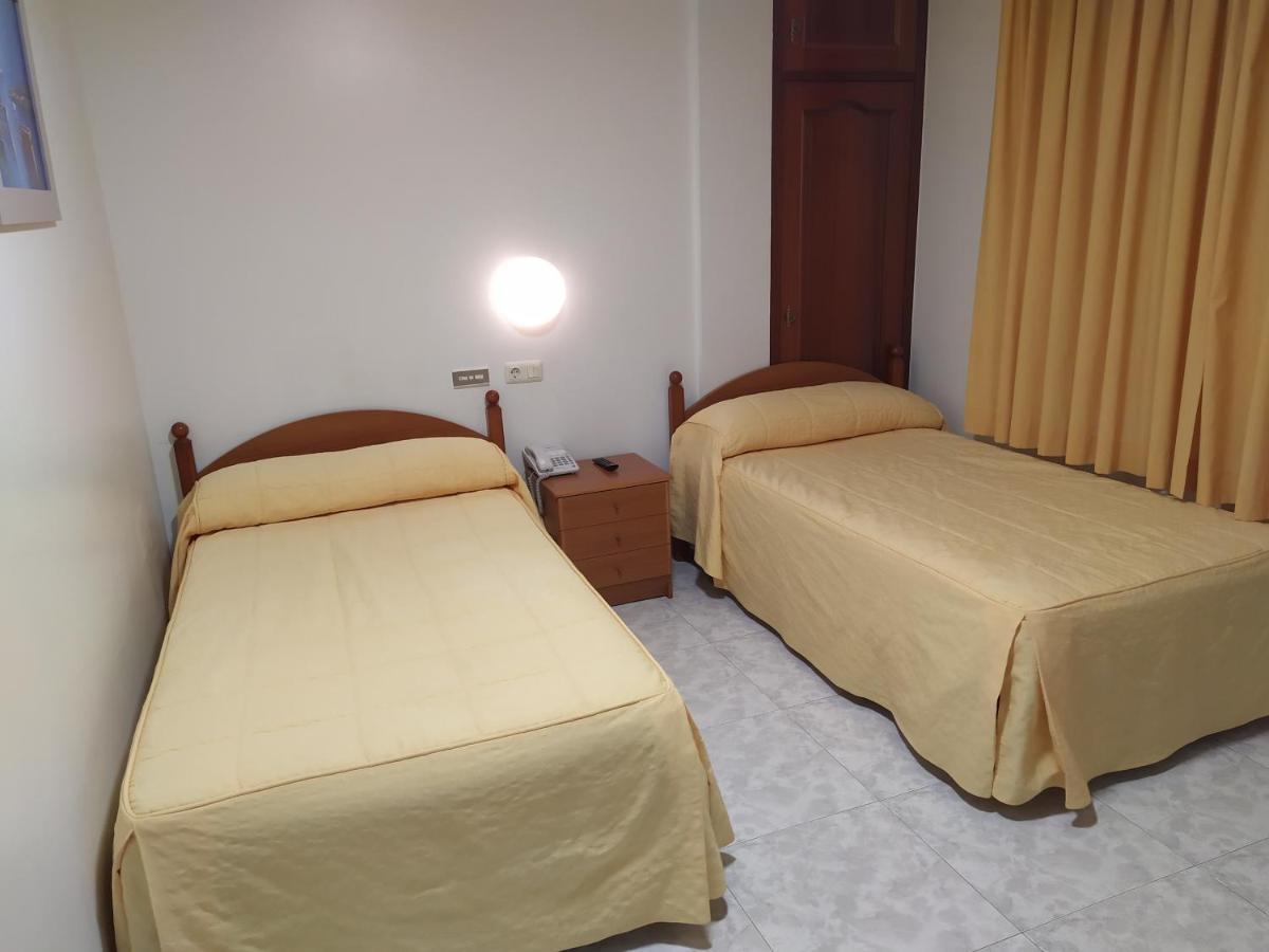 Hotel Nuevo Parranda Camariñas المظهر الخارجي الصورة